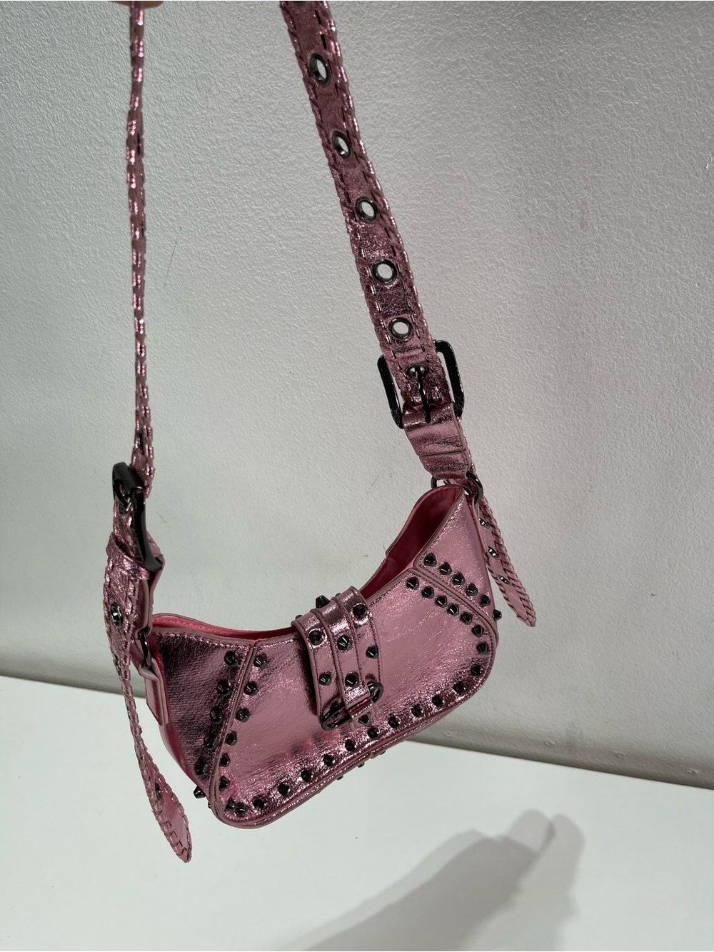 Y2K Style Urban Outfitters Shoulder Bag Metallic Pink Studded Buckle Purse - Picture 2 of 9
